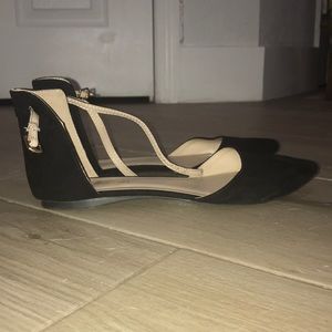 Black pointed flats lightly used